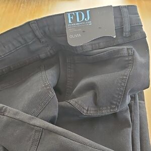 NWT OLIVIA FRENCH CONNECTION JEANS